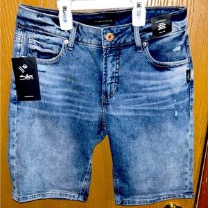 Women’s jean shorts